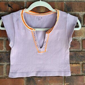 urban outfitters lilac cropped top